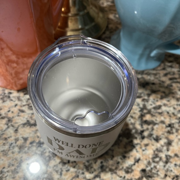 New In Box Well Done Dad I’m Awesome Wine Mug - Picture 5 of 5